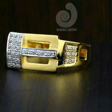 22ct Fancy Cz Gold Gents Ring