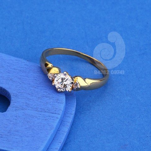 22ct fancy ladies ring