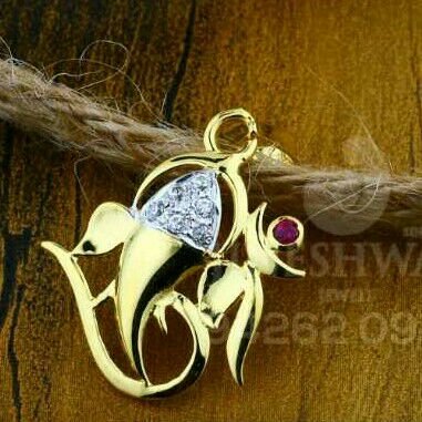 18kt Ganpati Cz Gold Fancy Pendent