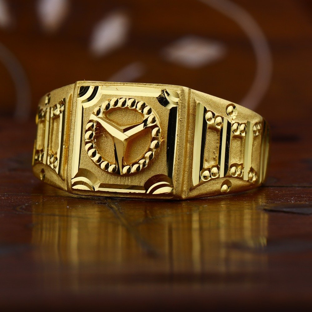 Sree Kumaran | 22K Gold Designer Casting Ring
