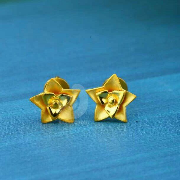 22 Ct Star Shapped Plain Top