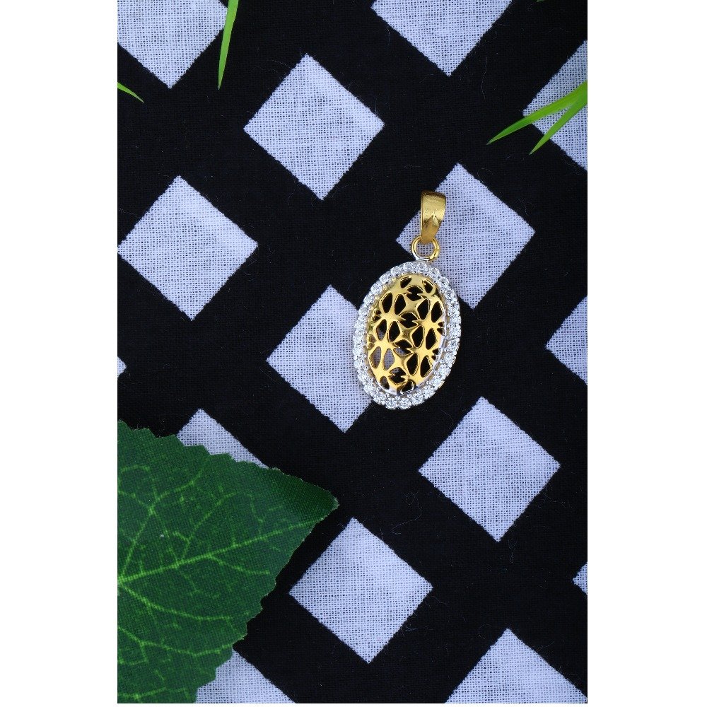 916 CZ Gold Oval Shape Pendant JJ - P027