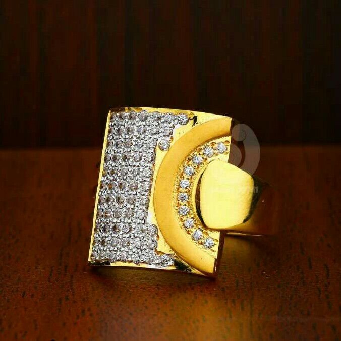 916 Exclusive Cz Gold Gents Ring